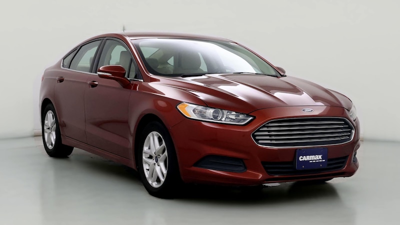 2014 Ford Fusion SE Hero Image