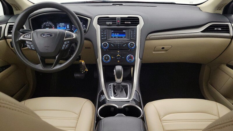 2014 Ford Fusion SE 9