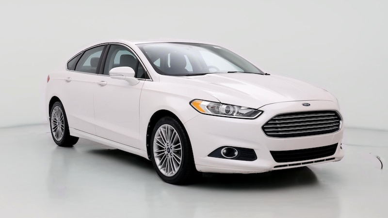 2013 Ford Fusion SE Hero Image