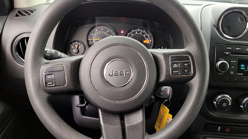 2016 Jeep Compass Sport 10