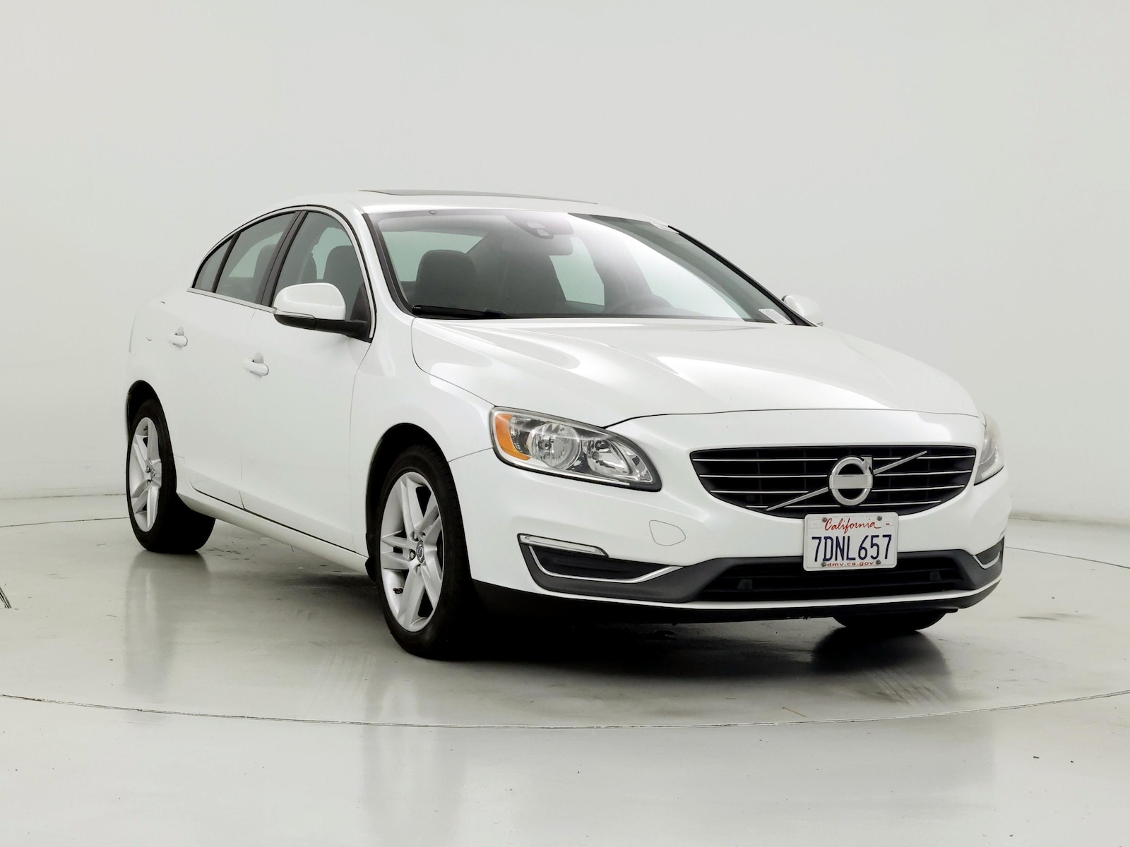 Used 2014 Volvo S60 T5 with VIN YV1612FS4E2283441 for sale in Kenosha, WI