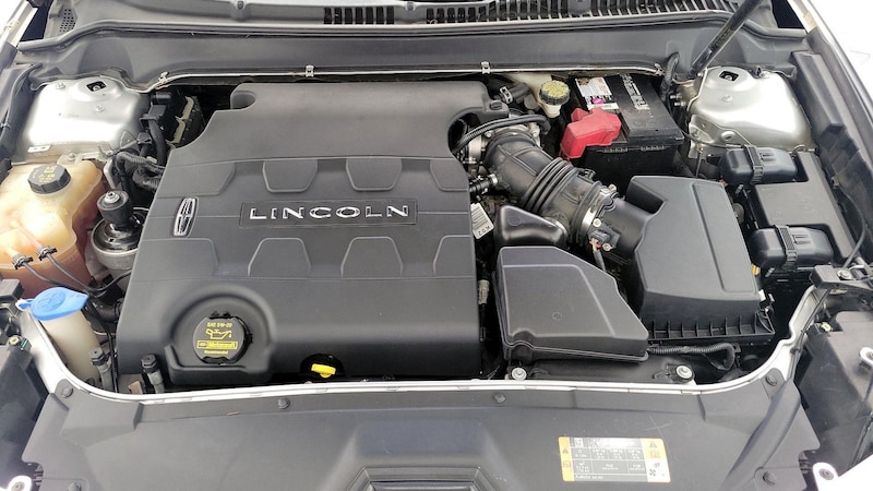 2013 Lincoln MKZ  20