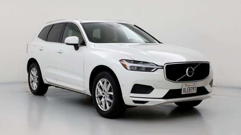 2019 Volvo XC60 T5 Momentum Hero Image