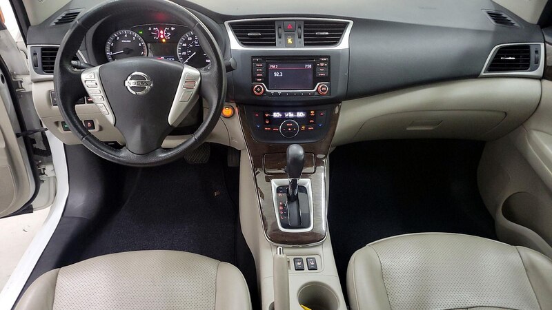 2015 Nissan Sentra SL 9