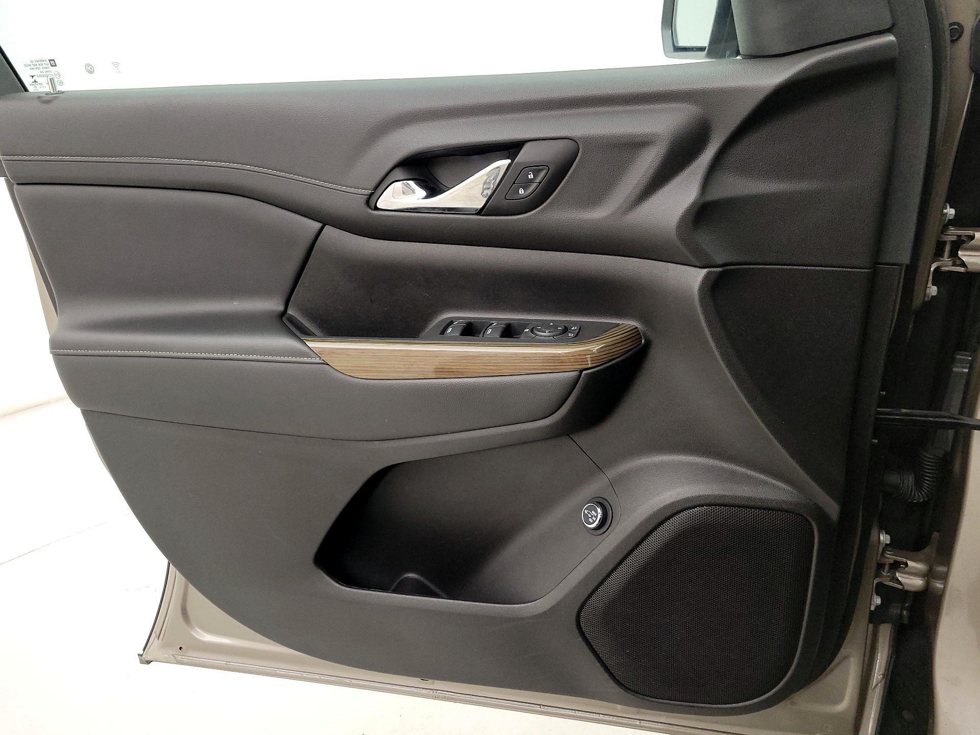 Thumbnail: 2022 GMC Acadia - 12