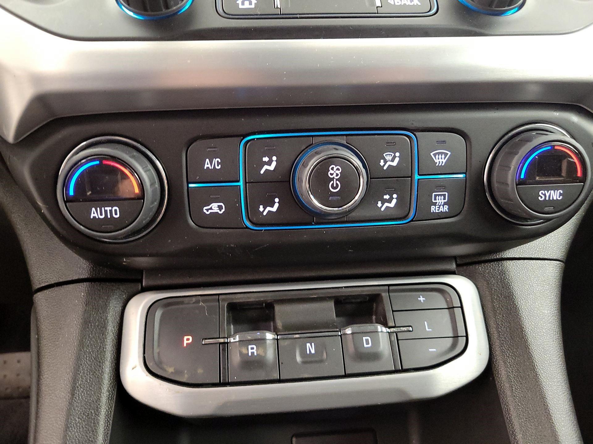 Thumbnail: 2022 GMC Acadia - 16