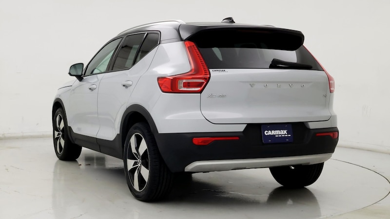 2021 Volvo XC40 T4 Momentum 2