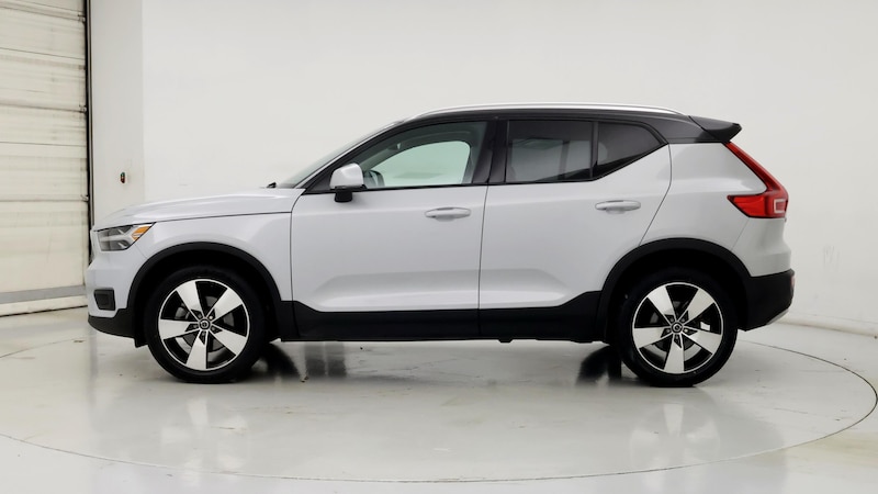 2021 Volvo XC40 T4 Momentum 3