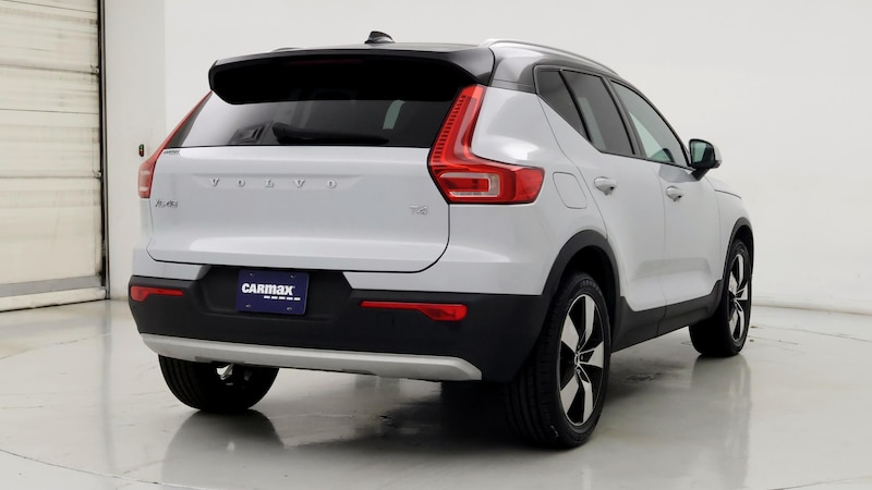 2021 Volvo XC40 T4 Momentum 8