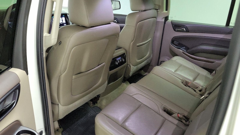 2015 Chevrolet Suburban 1500 LT 19