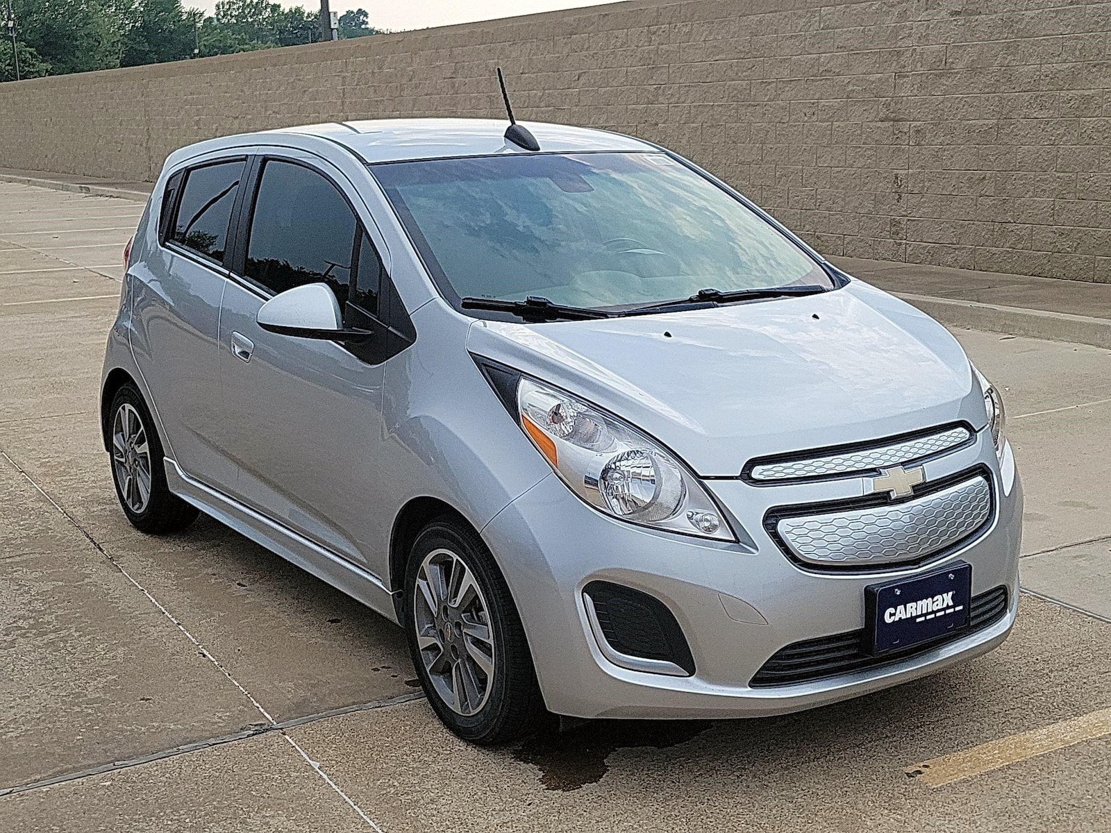 Used 2015 Chevrolet Spark 2LT with VIN KL8CL6S03FC719392 for sale in Kenosha, WI