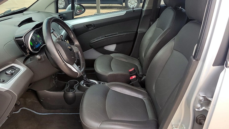 2015 Chevrolet Spark EV 9