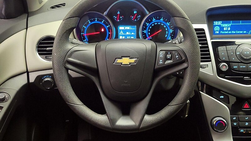 2016 Chevrolet Cruze Limited 10