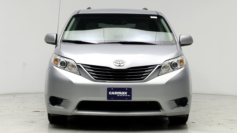 2014 Toyota Sienna LE 5