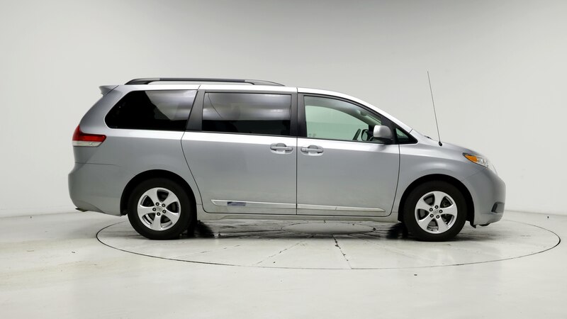 2014 Toyota Sienna LE 7