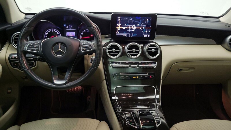 2016 Mercedes-Benz GLC 300 9