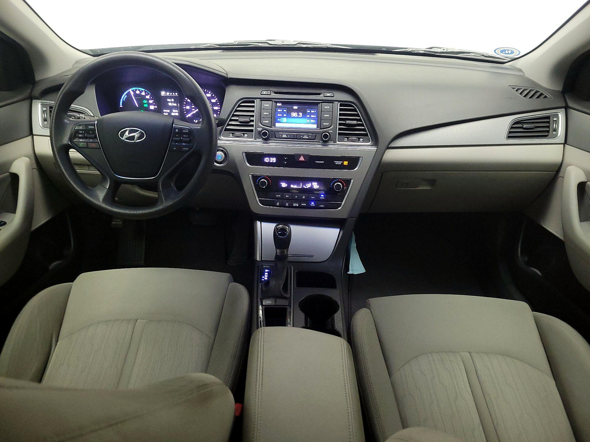 Thumbnail: 2016 Hyundai Sonata - 9