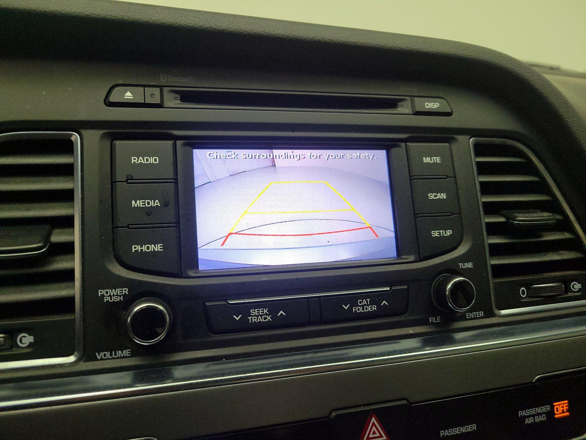 Thumbnail: 2016 Hyundai Sonata - 13