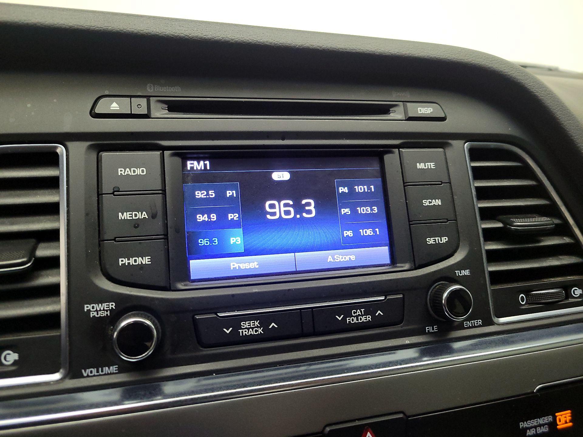 Thumbnail: 2016 Hyundai Sonata - 14