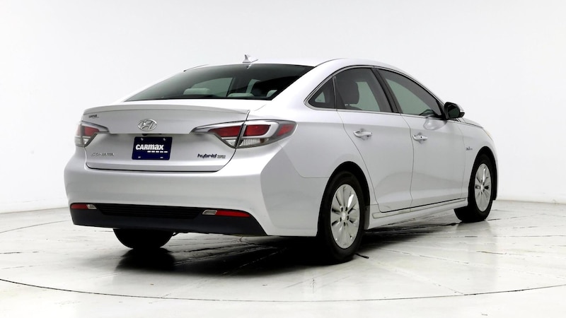 2016 Hyundai Sonata SE 8