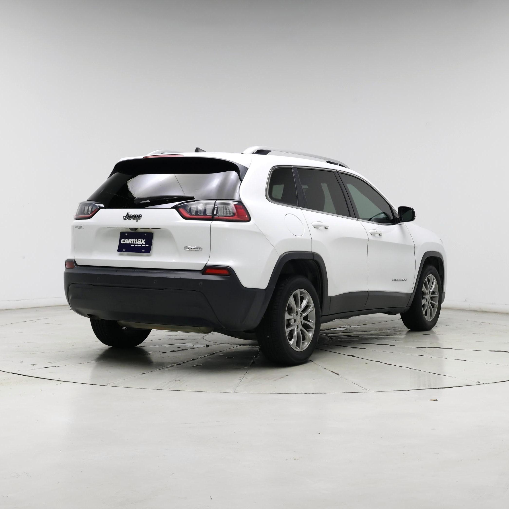 Thumbnail: 2019 Jeep Cherokee - 8