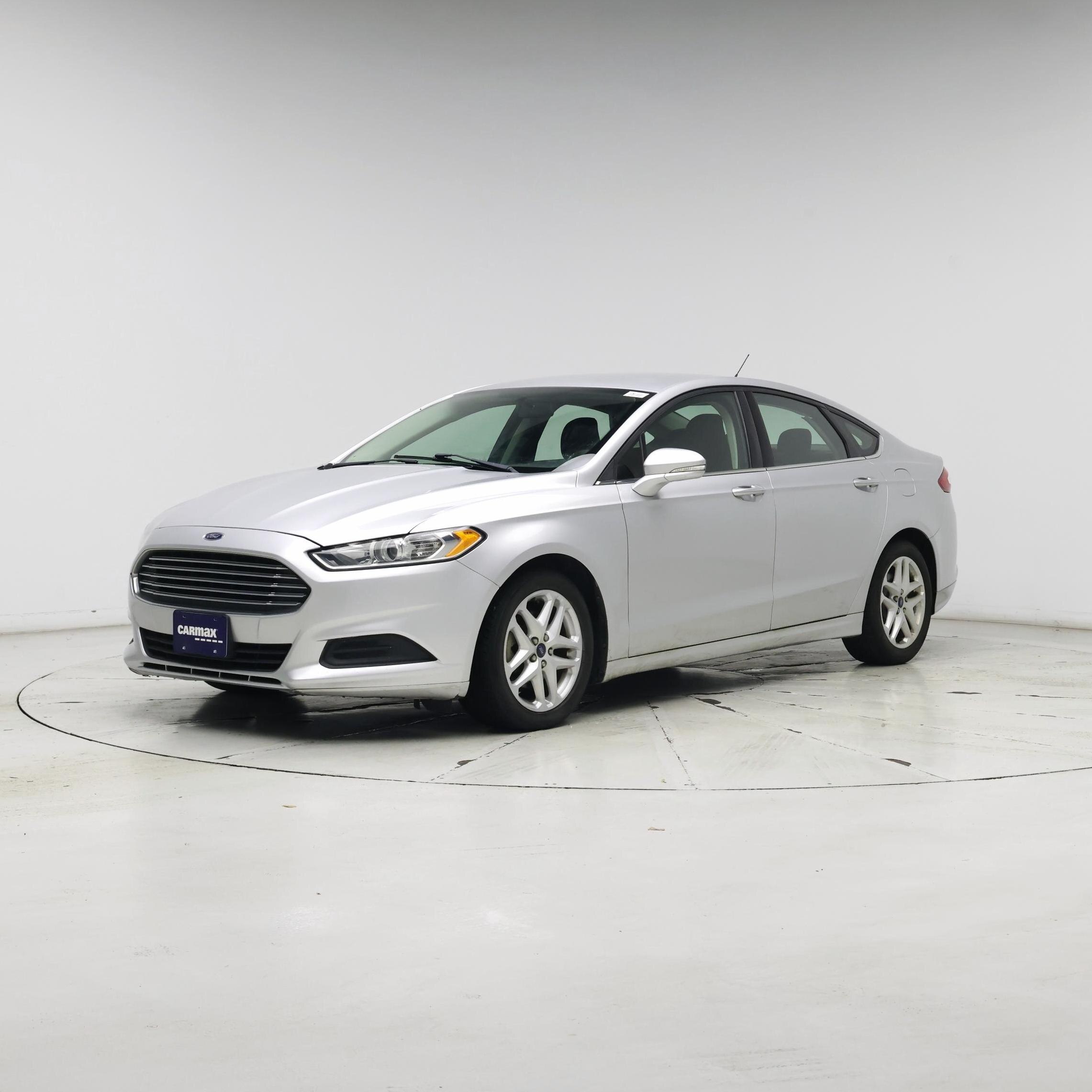 Thumbnail: 2015 Ford Fusion - 4