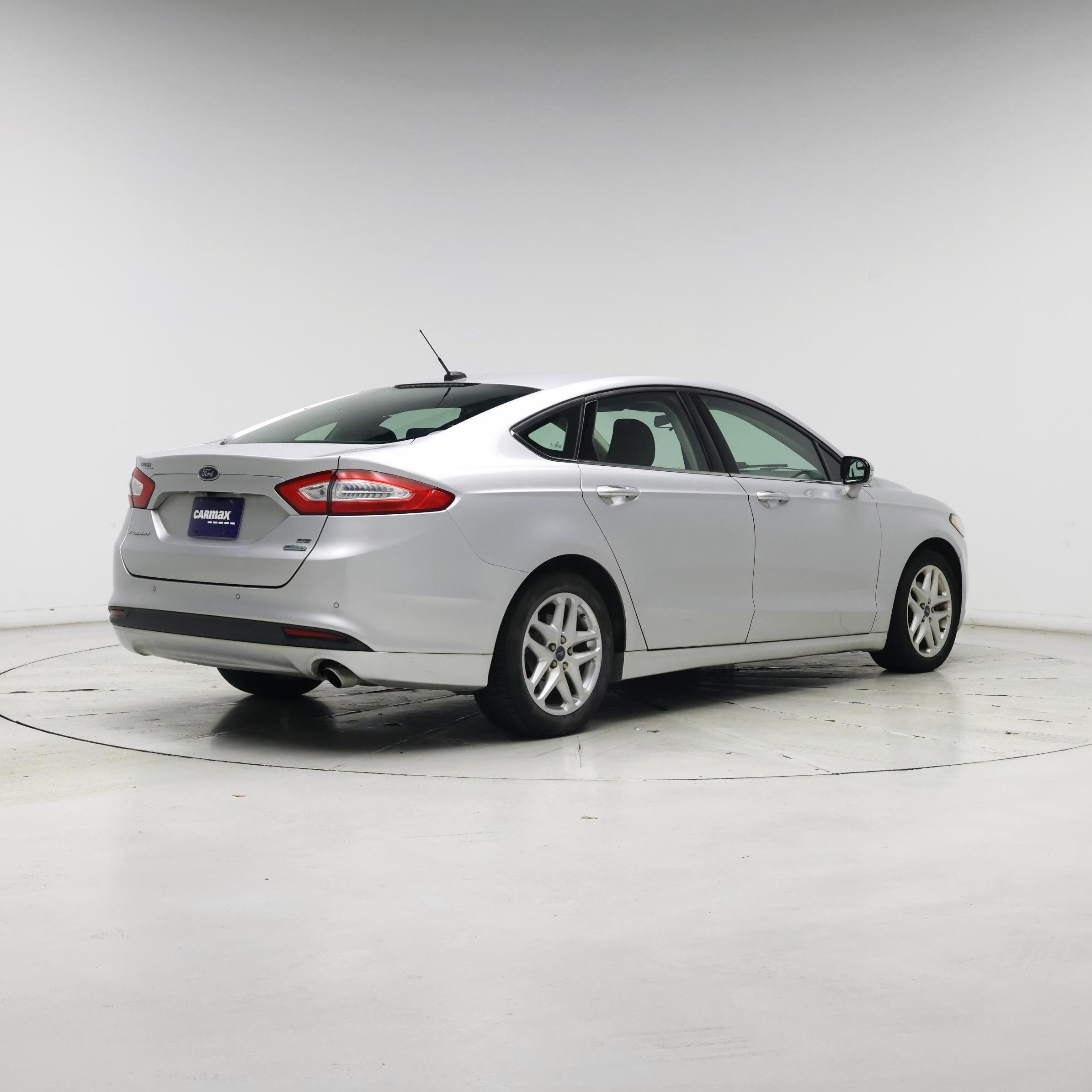 Thumbnail: 2015 Ford Fusion - 8