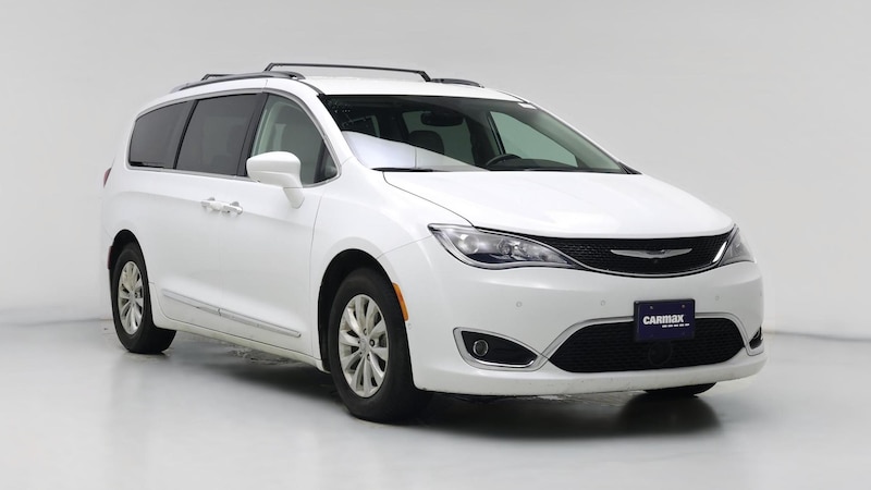 2018 Chrysler Pacifica  Hero Image
