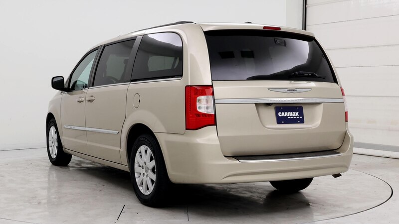 2015 Chrysler Town & Country Touring 2