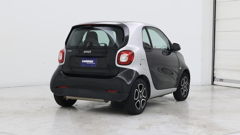 2016 smart fortwo Prime 8