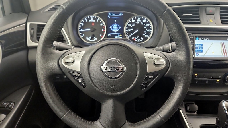 2016 Nissan Sentra SV 10