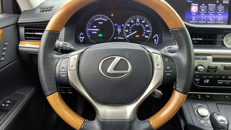 2015 Lexus ES Hybrid 300h 10