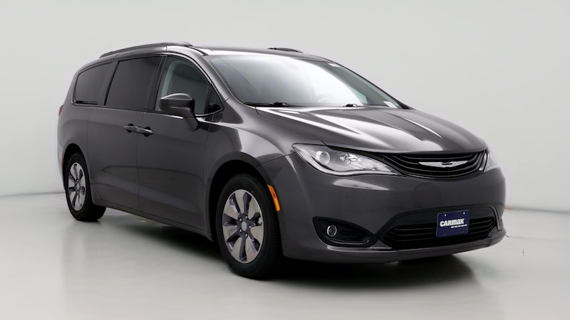 2018 Chrysler Pacifica Hybrid Touring L Hero Image