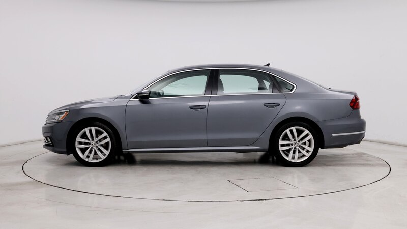 2018 Volkswagen Passat SE 3