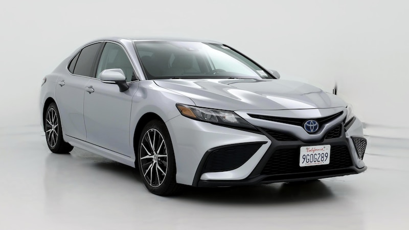 2023 Toyota Camry SE Hero Image