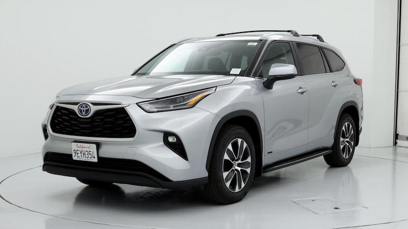 2023 Toyota Highlander XLE 4