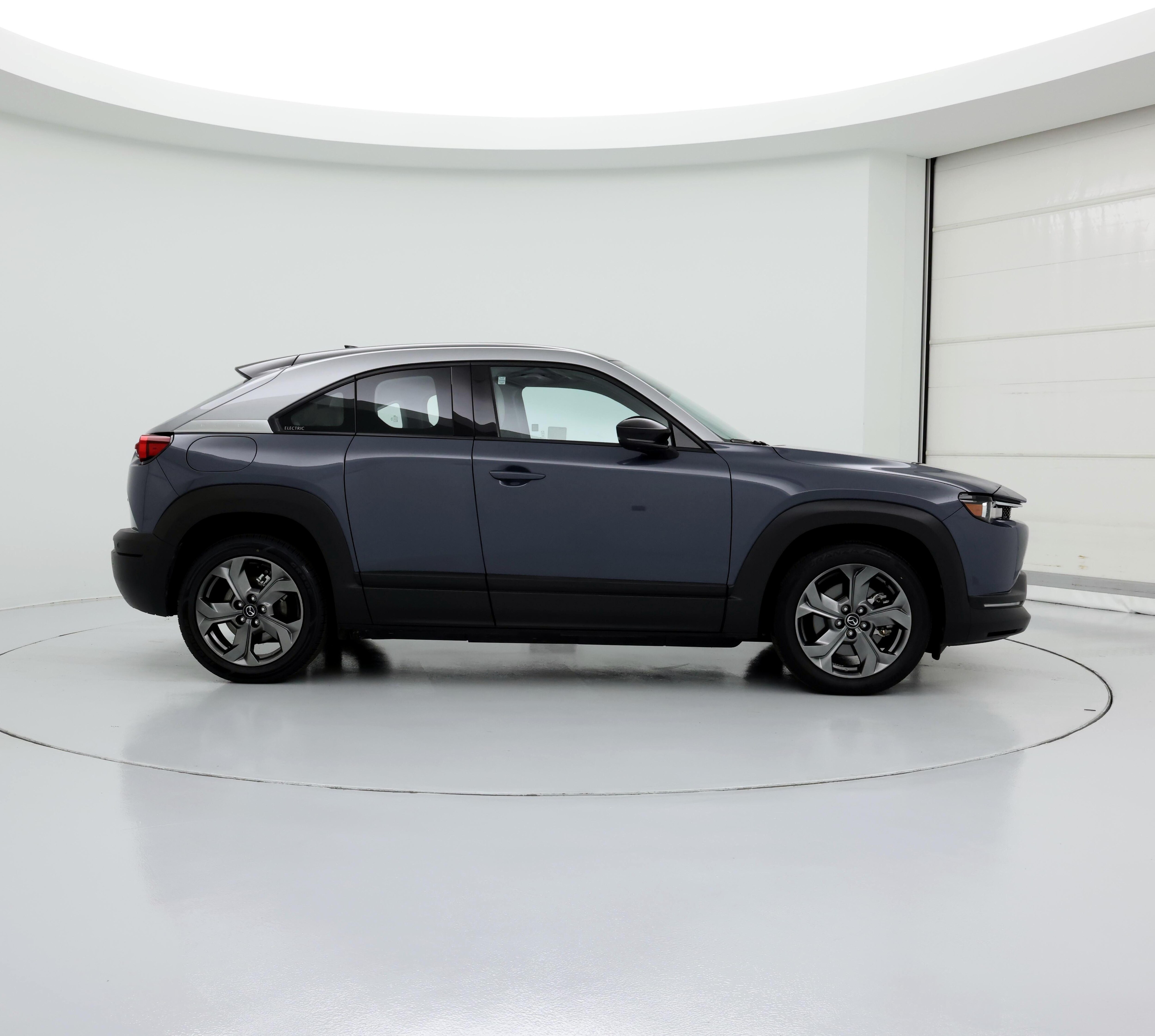 Thumbnail: 2022 Mazda MX-30 - 7