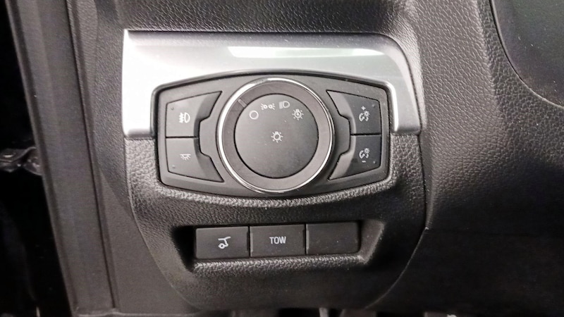 2019 Ford Explorer Limited 13