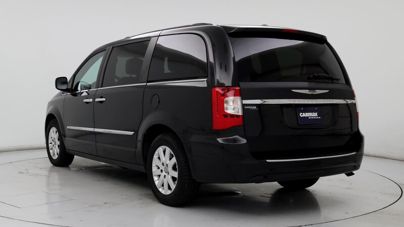 2015 Chrysler Town & Country Touring 2