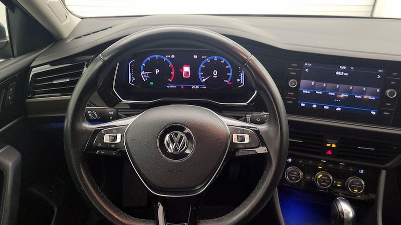 2019 Volkswagen Jetta SEL 10