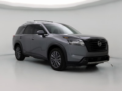 2023 Nissan Pathfinder SL -
                St. James, NY