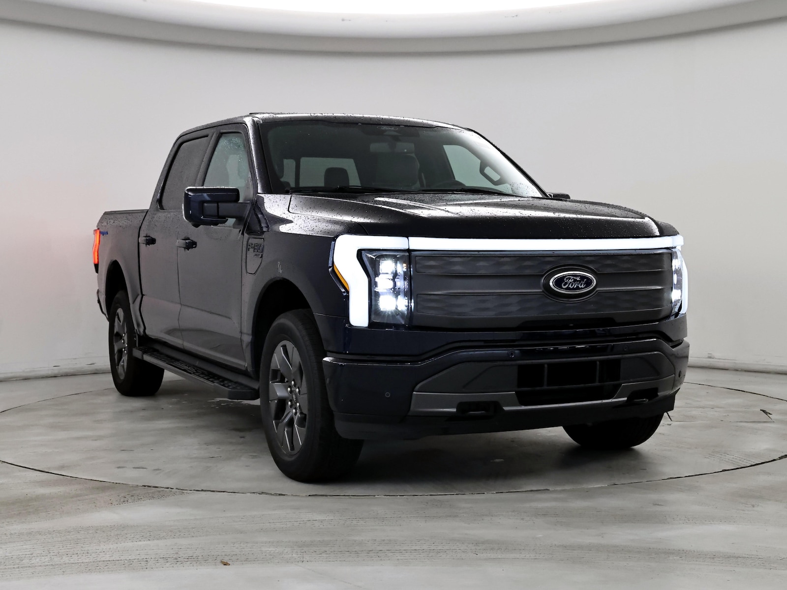 Used 2022 Ford F-150 Lightning Lariat with VIN 1FT6W1EV1NWG08116 for sale in Kenosha, WI