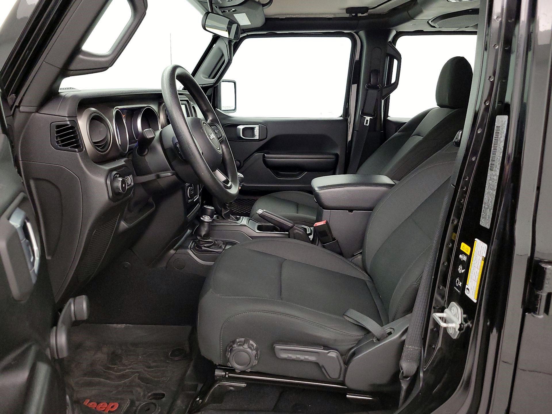 Thumbnail: 2020 Jeep Wrangler - 11