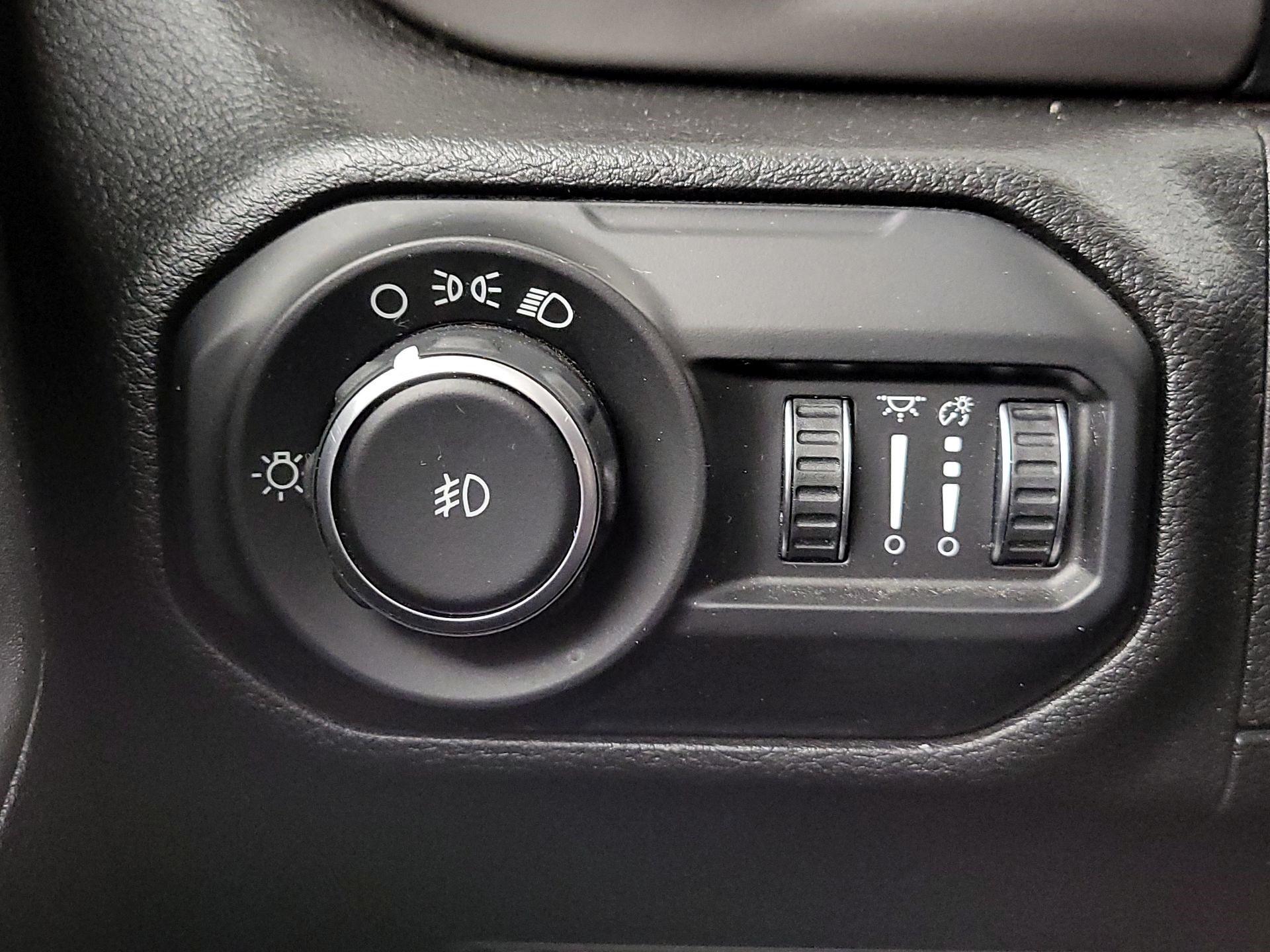 Thumbnail: 2020 Jeep Wrangler - 13