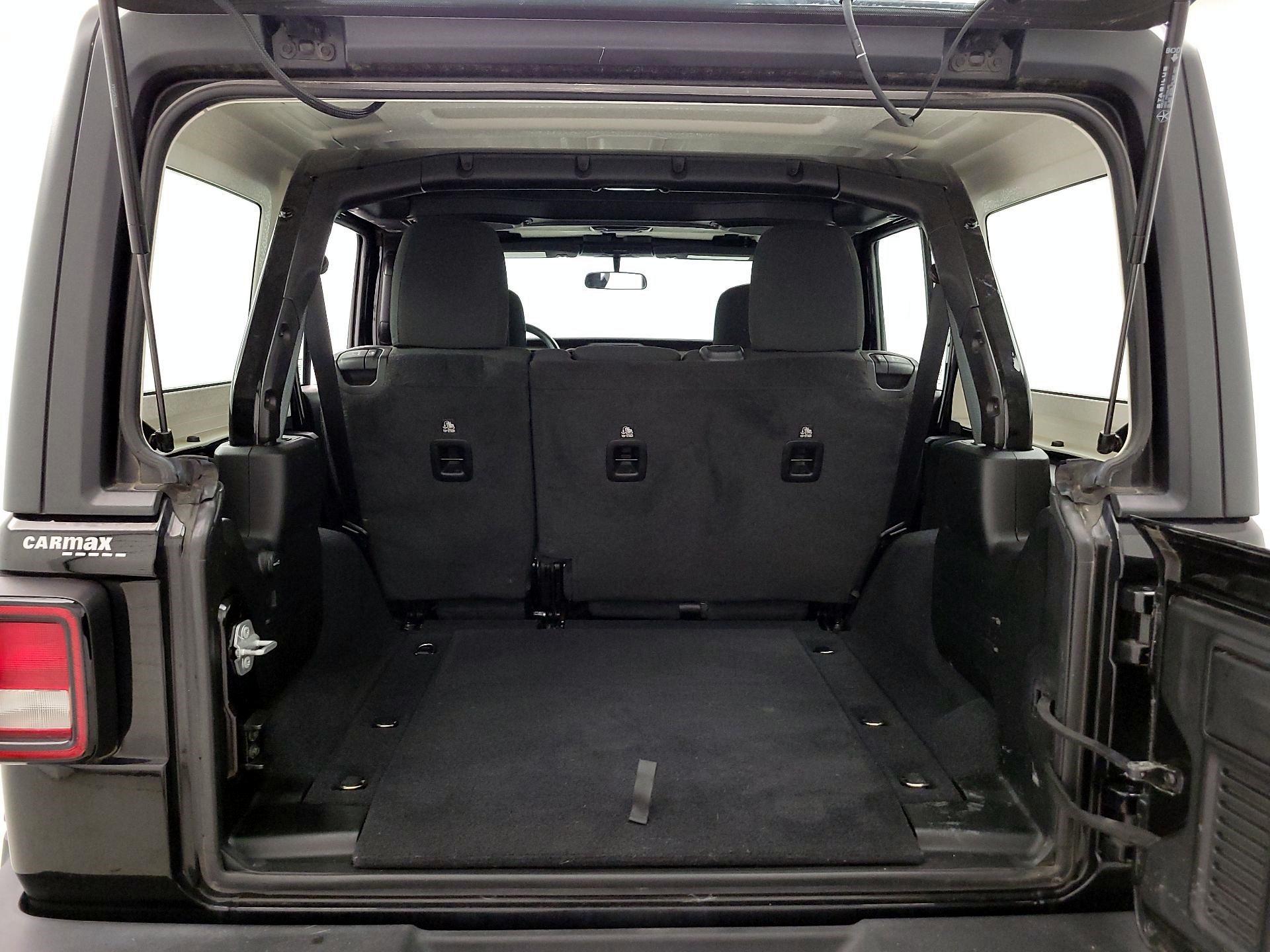 Thumbnail: 2020 Jeep Wrangler - 20