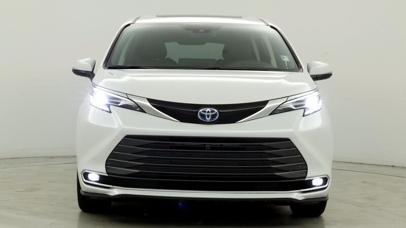 2024 Toyota Sienna Platinum 5