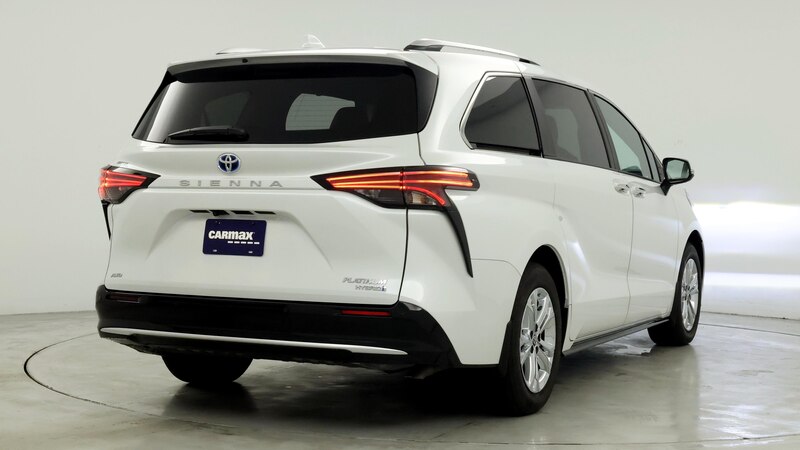 2024 Toyota Sienna Platinum 8