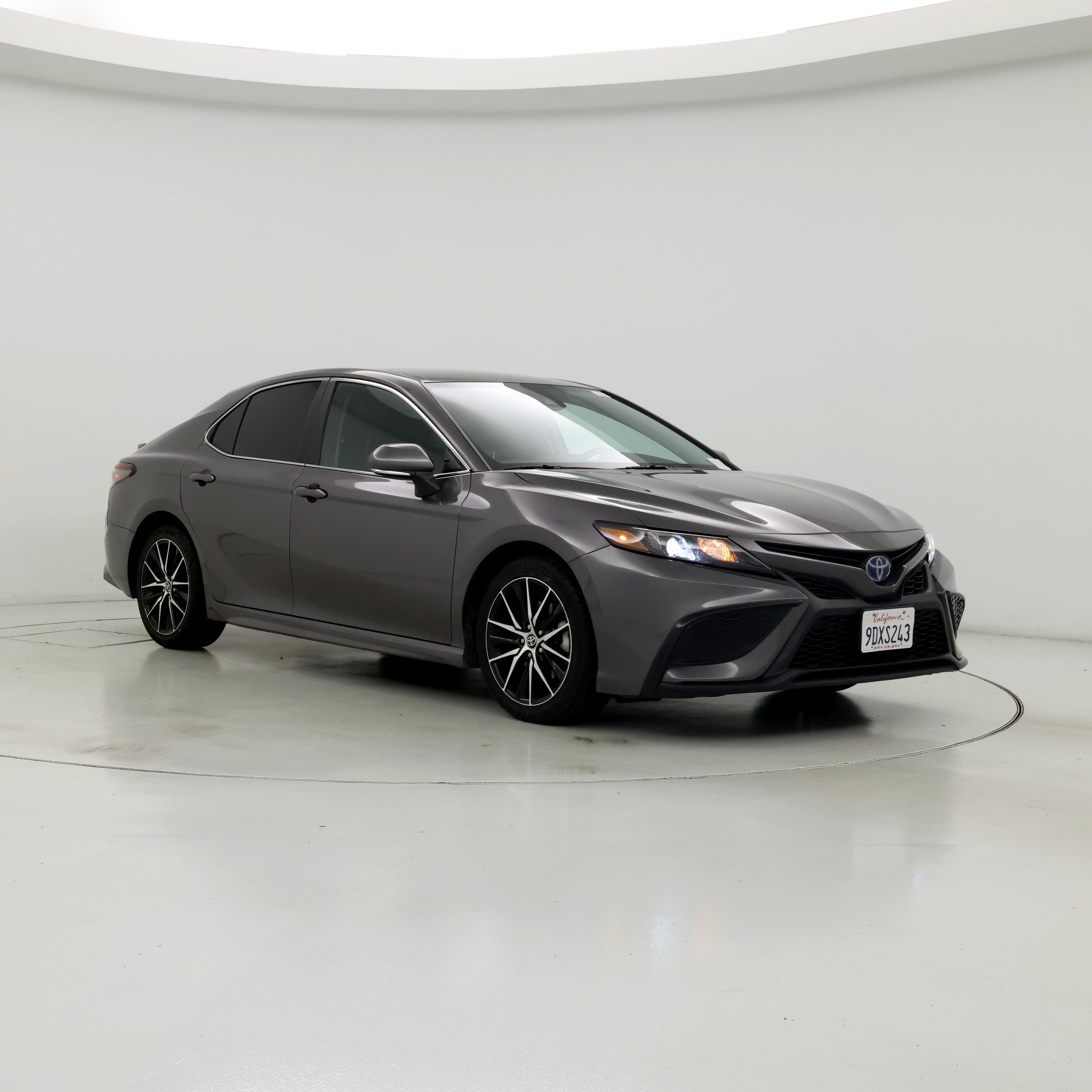 2023 Toyota Camry Hybrid SE FWD