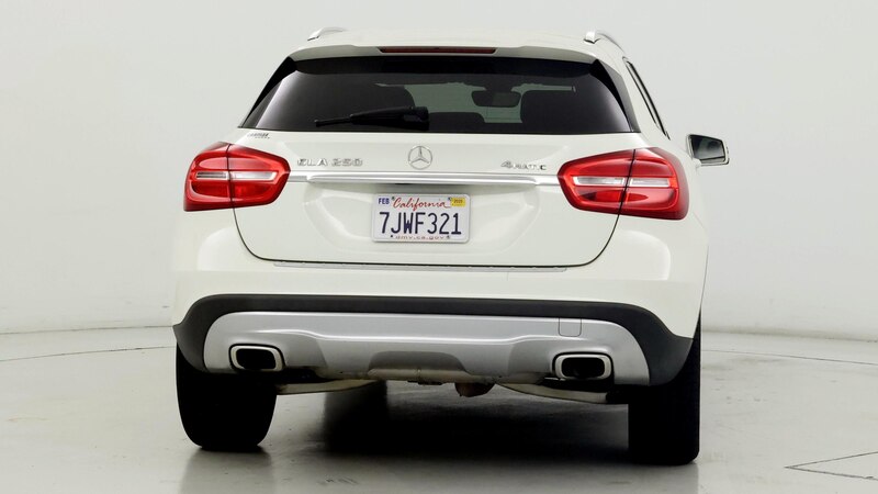 2015 Mercedes-Benz GLA 250 6