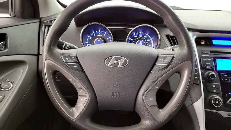 2013 Hyundai Sonata GLS 10